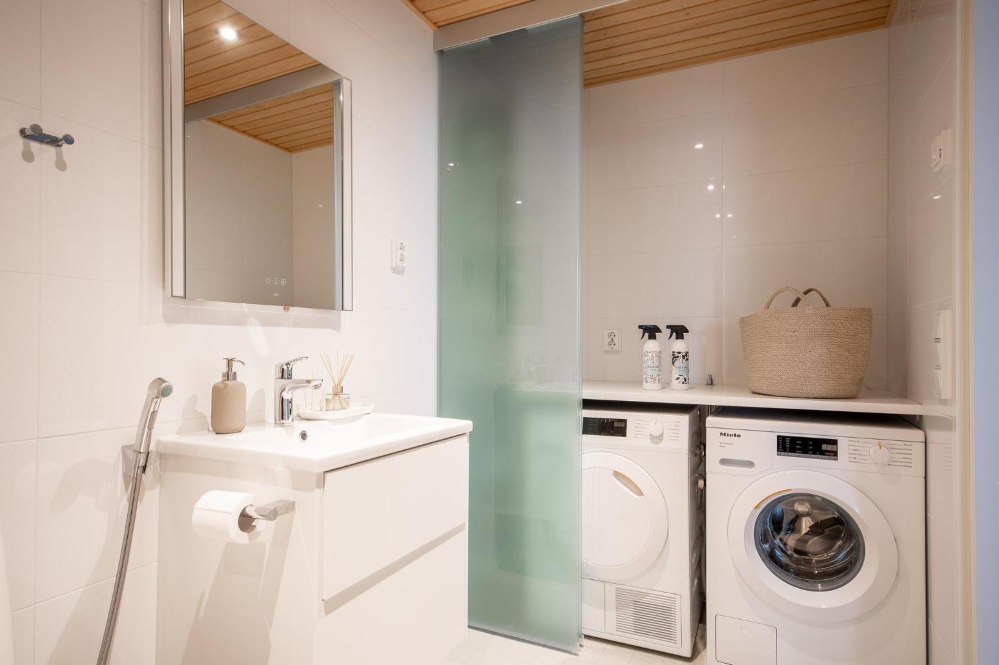 Luxury Penthouse With Stunning Sea Views & Private Sauna Хельсинки Экстерьер фото